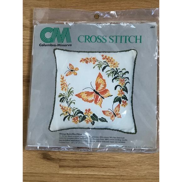 CM Cross Stitch Kit 6862 Pillow Cover ButterFly - Picture 2 of 4